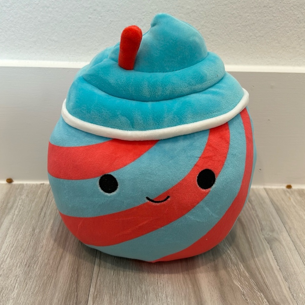 NWT Squishmallows Tucker slushie and Bevin cotton candy Flipamallows 8 inches